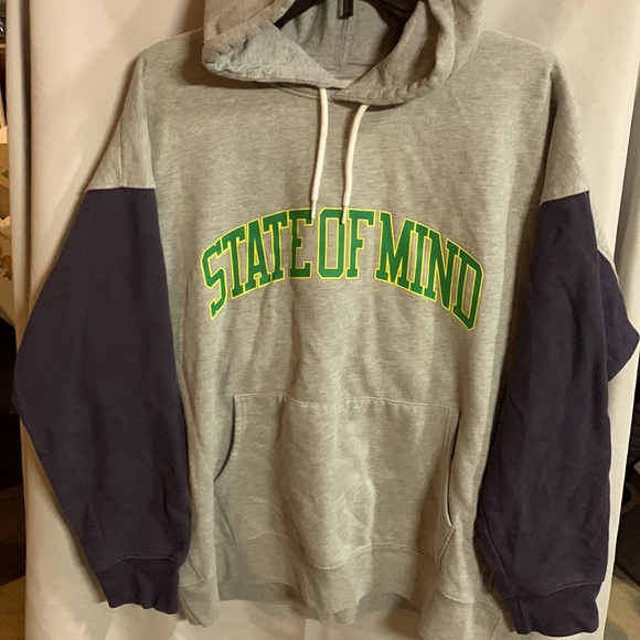 state of mind hoodie. Good condition. Lg - Picture 1 of 4